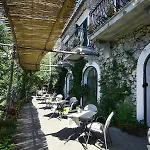 Colle Dell'ara Bed & Breakfast 4*