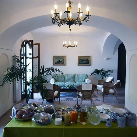 Colle Dell'ara Oda ve Kahvaltı Positano