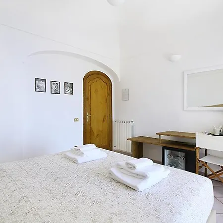 Oda ve Kahvaltı Colle Dell'ara 4*
