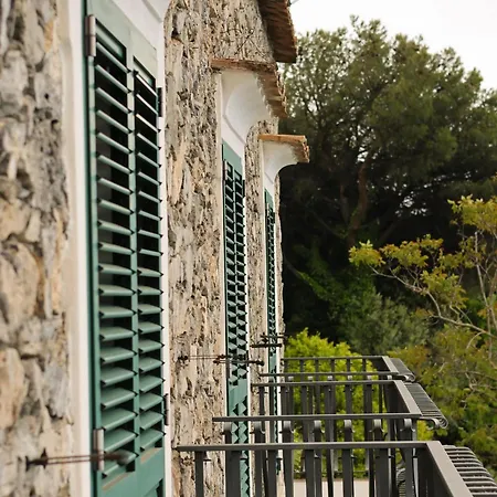 Colle Dell'ara 2* Positano