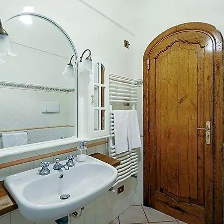 Colle Dell'ara Позитано
