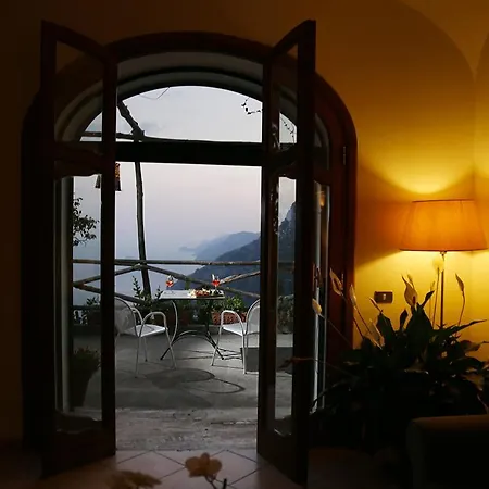 Colle Dell'ara Oda ve Kahvaltı 2*