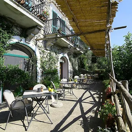 Colle Dell'ara Nocleg ze śniadaniem Positano